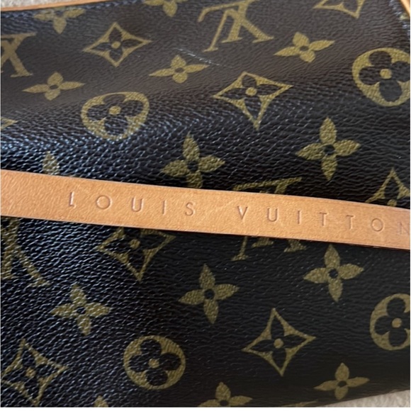 Vintage Louis Vuitton Fanny Pack - Picture 8 of 12